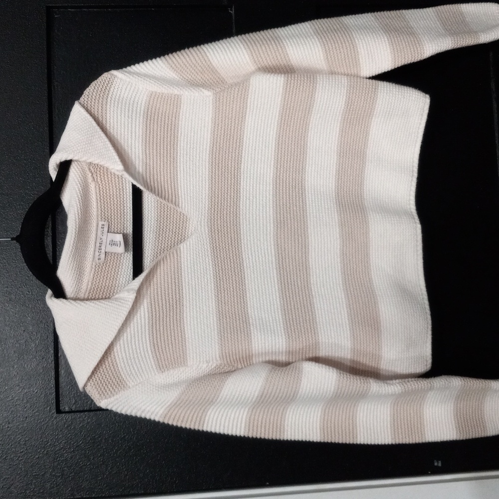 Sincerely Jules Cream Cropped Striped Polo Collared V-neck Small Cotton Blen